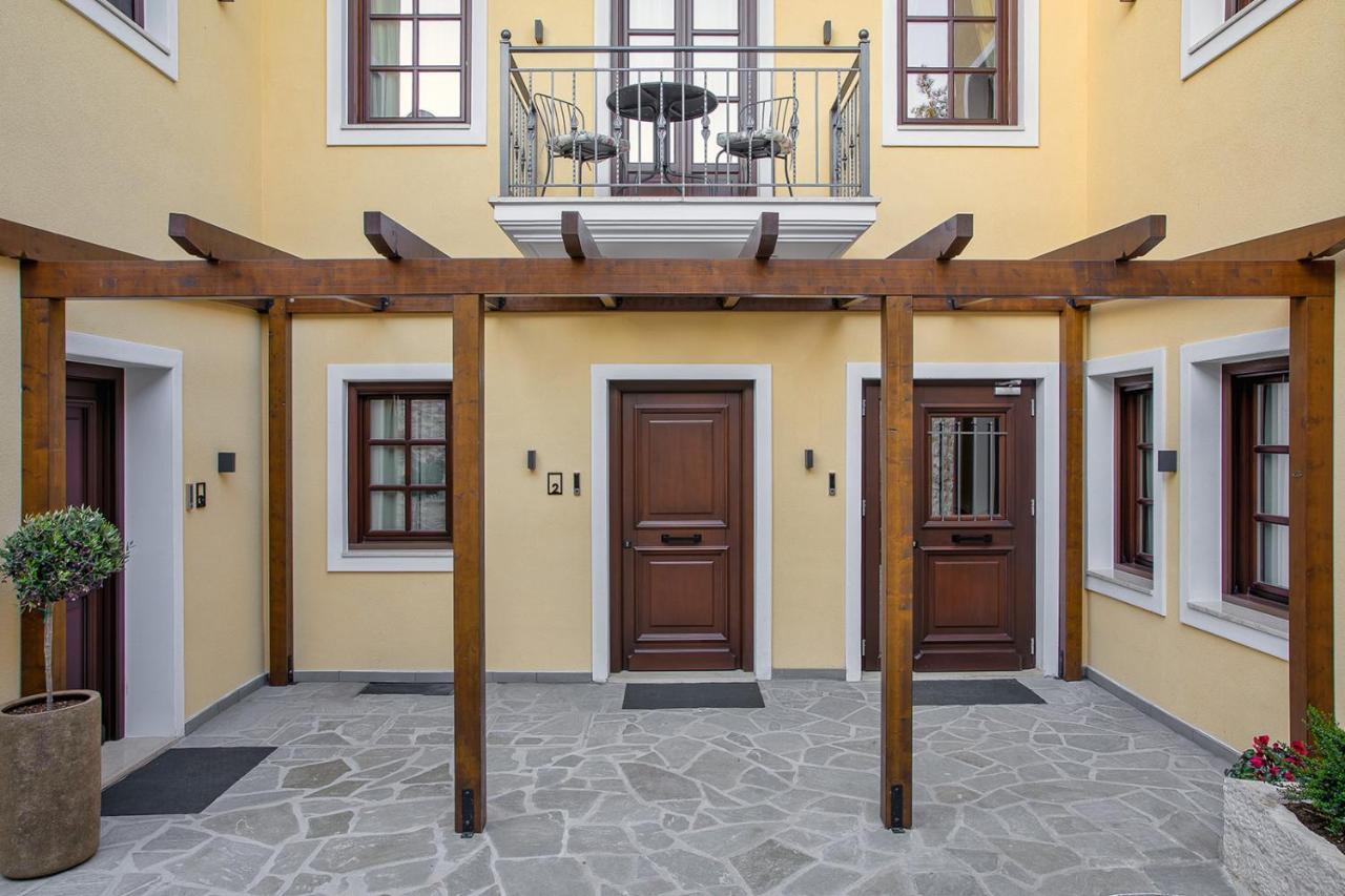 Petrou Suites Janina Zewnętrze zdjęcie